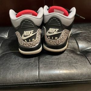 Jordan 3s size 7Y no box